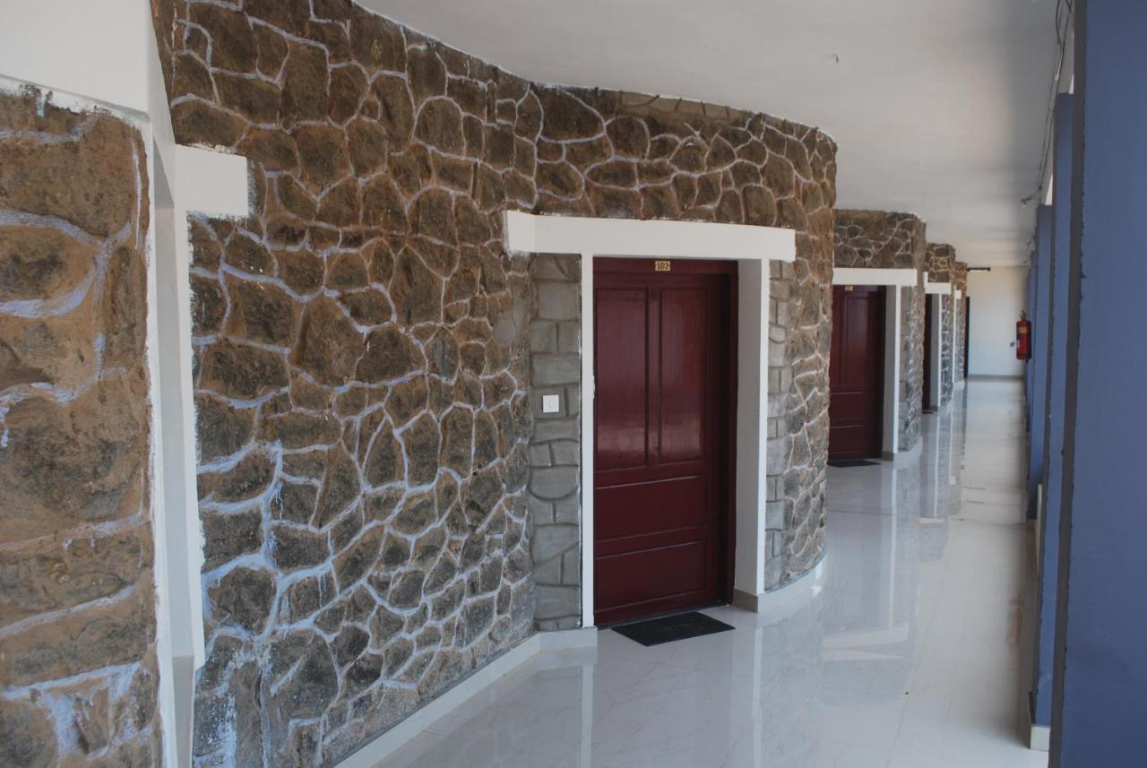 קניאקומרי Hotel Jebasakthy מראה חיצוני תמונה