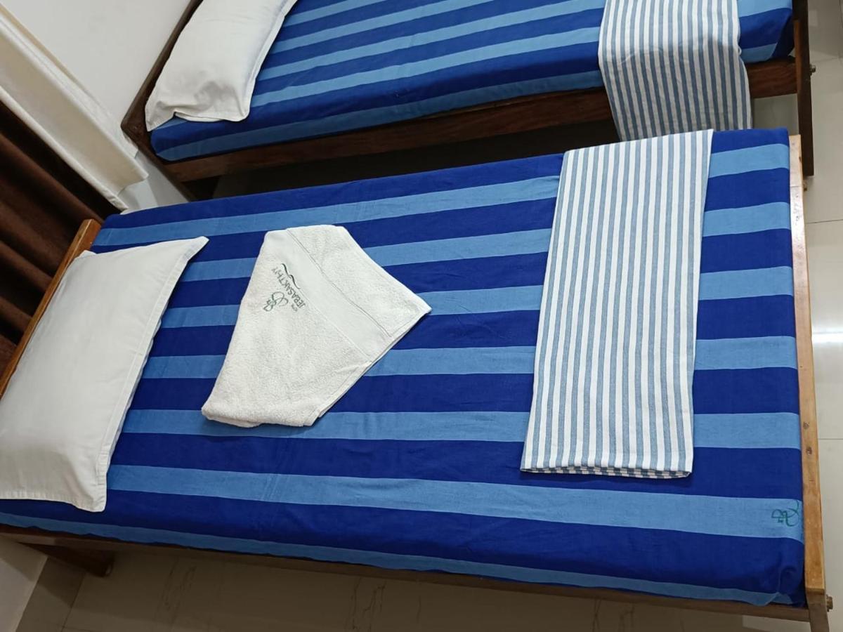 קניאקומרי Hotel Jebasakthy מראה חיצוני תמונה