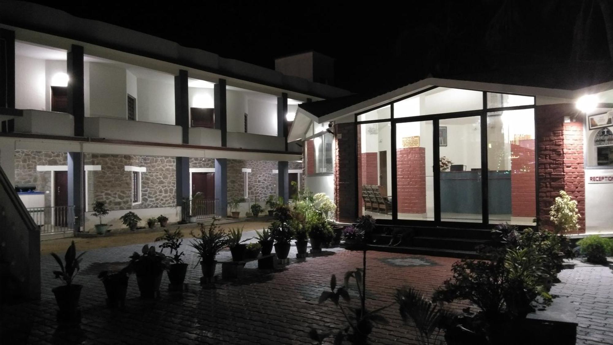 קניאקומרי Hotel Jebasakthy מראה חיצוני תמונה