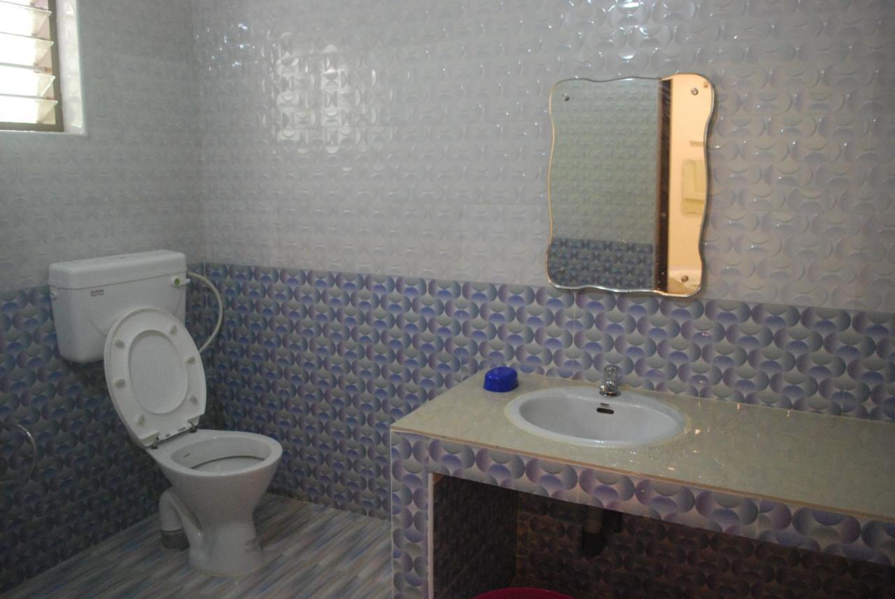 קניאקומרי Hotel Jebasakthy מראה חיצוני תמונה